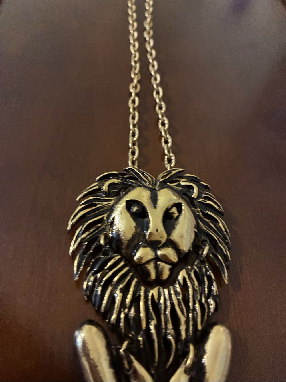 Vintage gold tone, lions necklace
